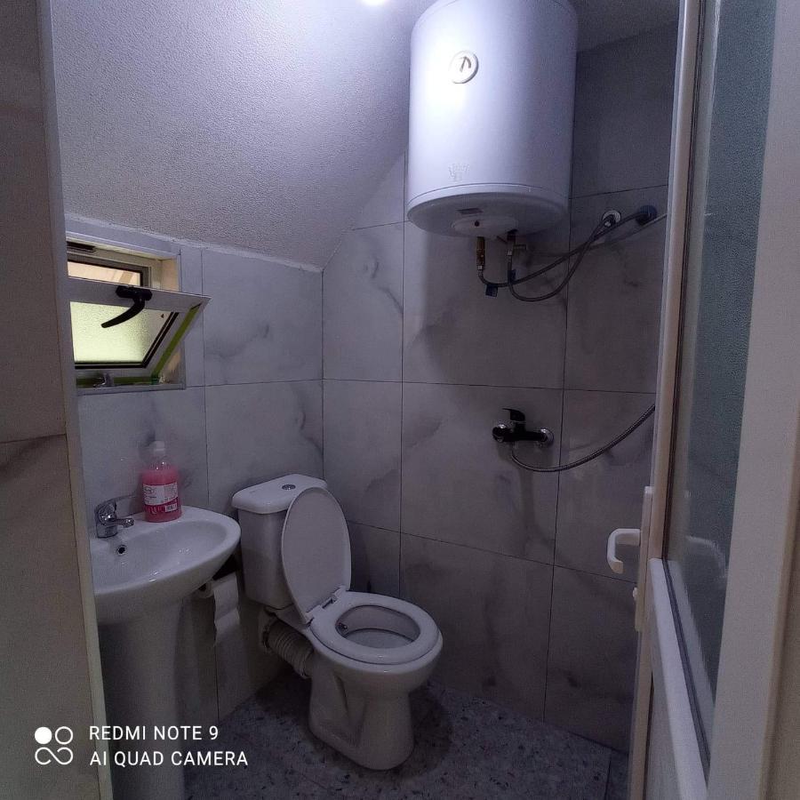 Hotel Bujtina Albjoni à Valbone Extérieur photo
