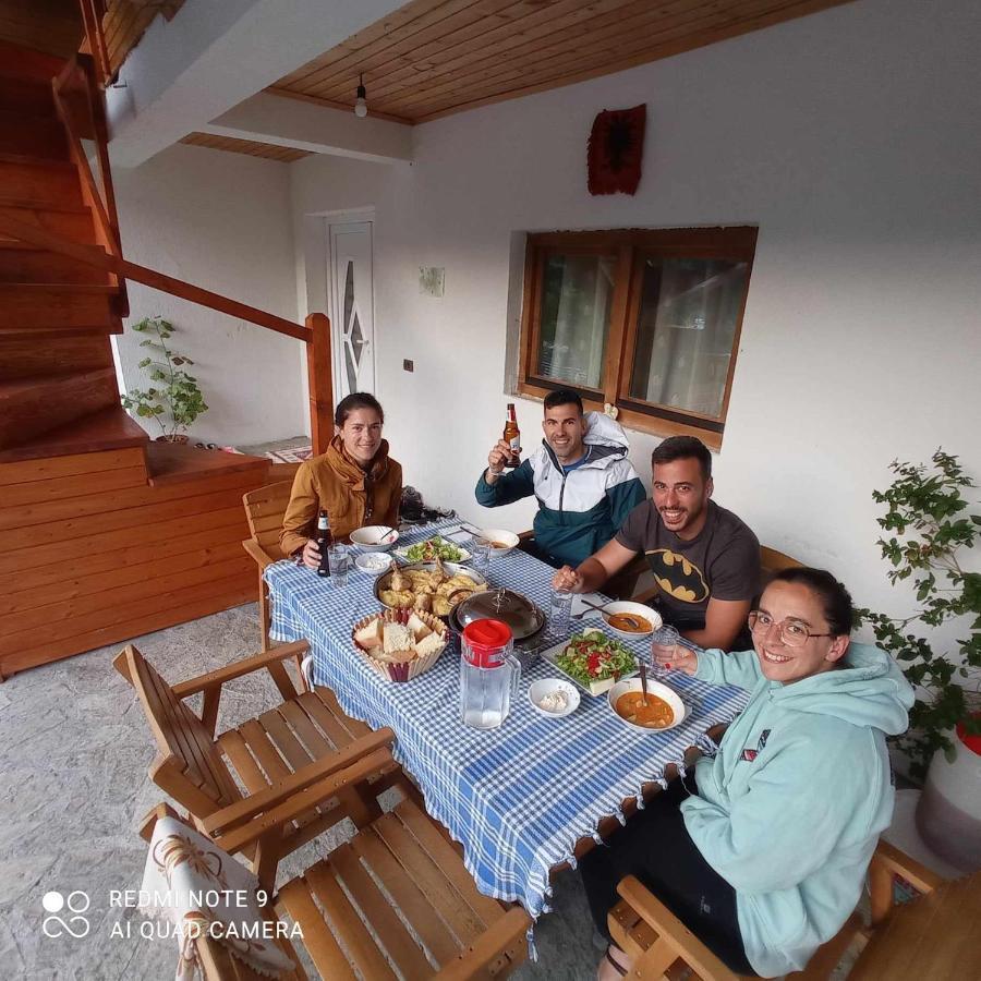 Hotel Bujtina Albjoni à Valbone Extérieur photo